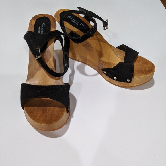 Forever 21 Wooden Heels - Picture 5 of 5